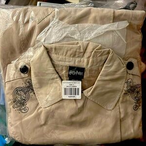 Torrid NWT Harry Potter Patronous Trench Coat Still the original bag.